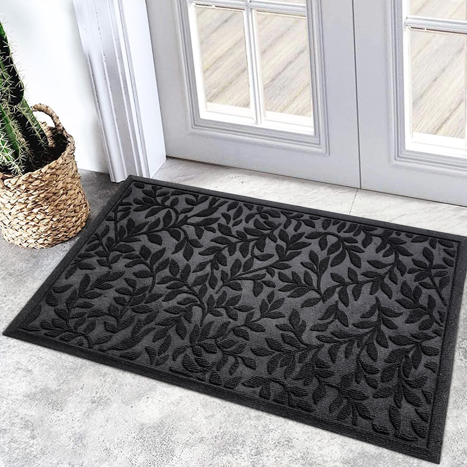Bulijojo Sturdy Front Entrance Doormats,Durable Heavy Duty Welcome Mat,Thick Absorbent Natural Rubber Non Slip Mat,Easy Clean Entryway Mat Leaves Black 23"x35"