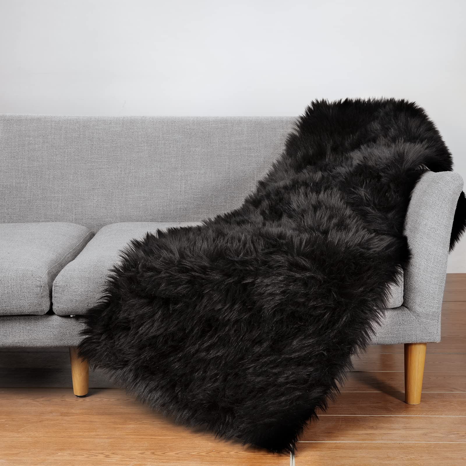 Ciicool Black Fur Fluffy Rug, 2x4 ft Small Faux Fur Rug for Bedroom