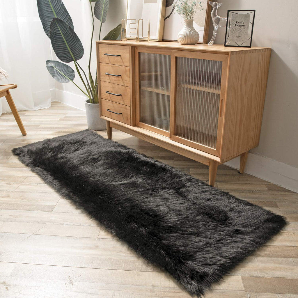 Ashler faux fur rug, Fluffy Shaggy Area Rug Ultra Soft 2.2 x 6 Feet Rectangle Fur Rug, Black Fuzzy Rug Machine Washable Shag Rug, Nursery Decor Throw Rugs for Bedroom, kids room, Living Room