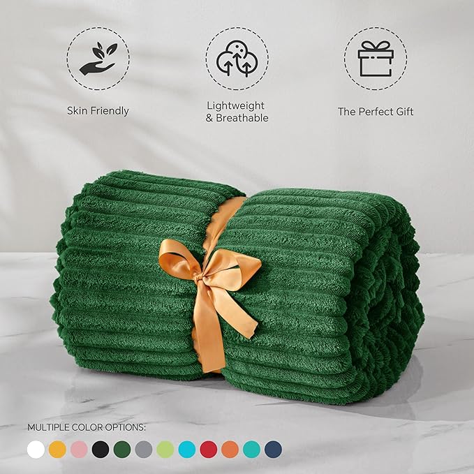 BEDELITE 3D Ribbed Dark Green Fleece Throw Blanket for Couch, 50x60 Inch