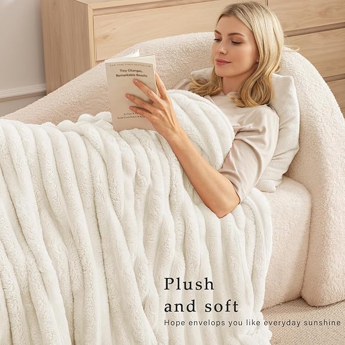Exclusivo Mezcla Striped Fleece Throw Blanket for Couch, Sofa, Bed, 50"x60"