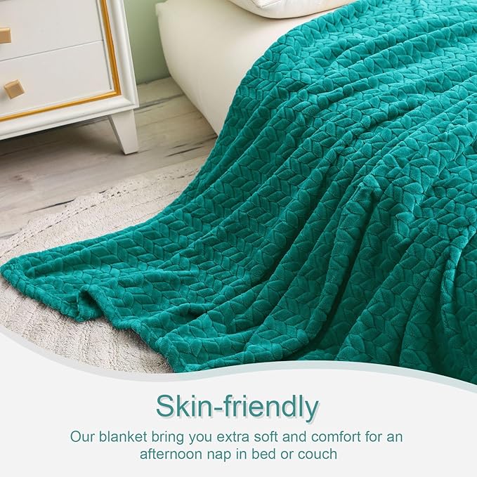 Exclusivo Mezcla Fleece Queen Size Blanket for Bed, 90x90 Inches Soft Cozy Jacquard Flannel Blankets, Lightweight Fuzzy Plush for Women, Teal