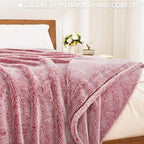 Exclusivo Mezcla Fuzzy Large Fleece Throw Blanket for Couch, Mixed Deep Red