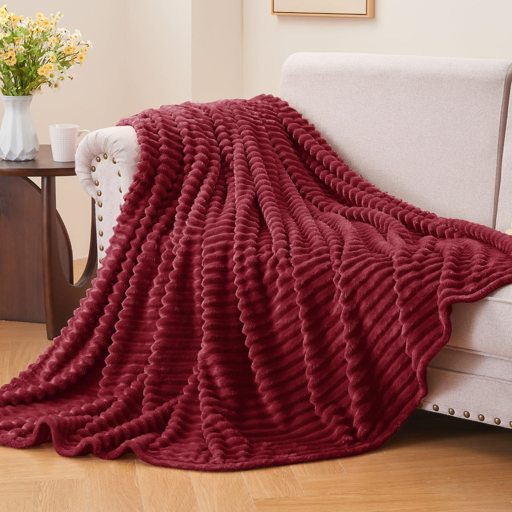 BEDELITE 3D Ribbed Burgundy Fleece Throw Blanket for Couch, 50x60 Inch