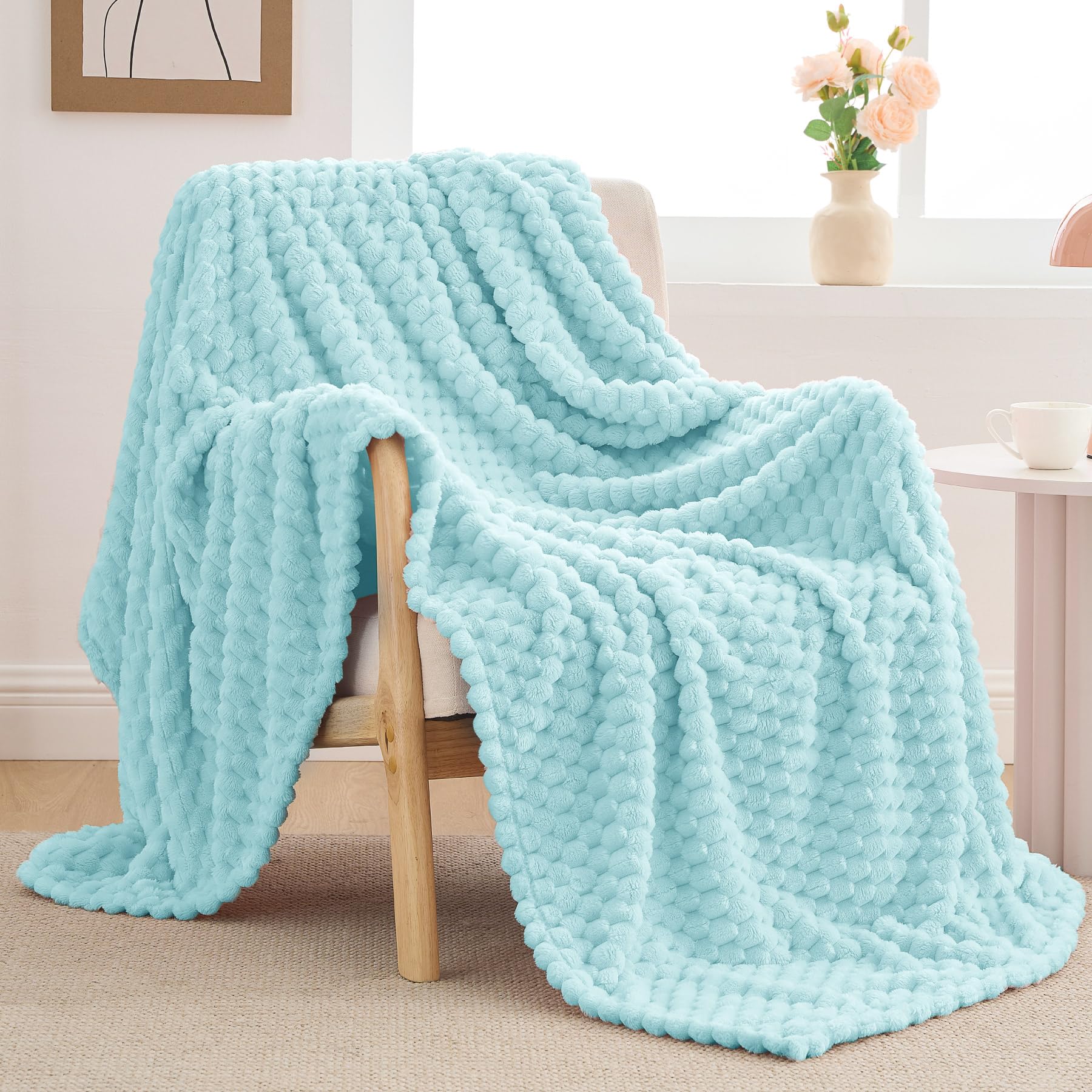 BEDELITE Cloud Blue Twin Blanket for Couch, Soft Cozy Gift for Women, 60*80