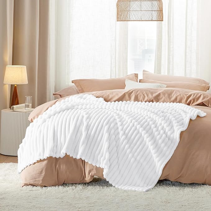 Bedsure Soft Throw Blanket for Couch Decor Gifts Bright White 50"x70"