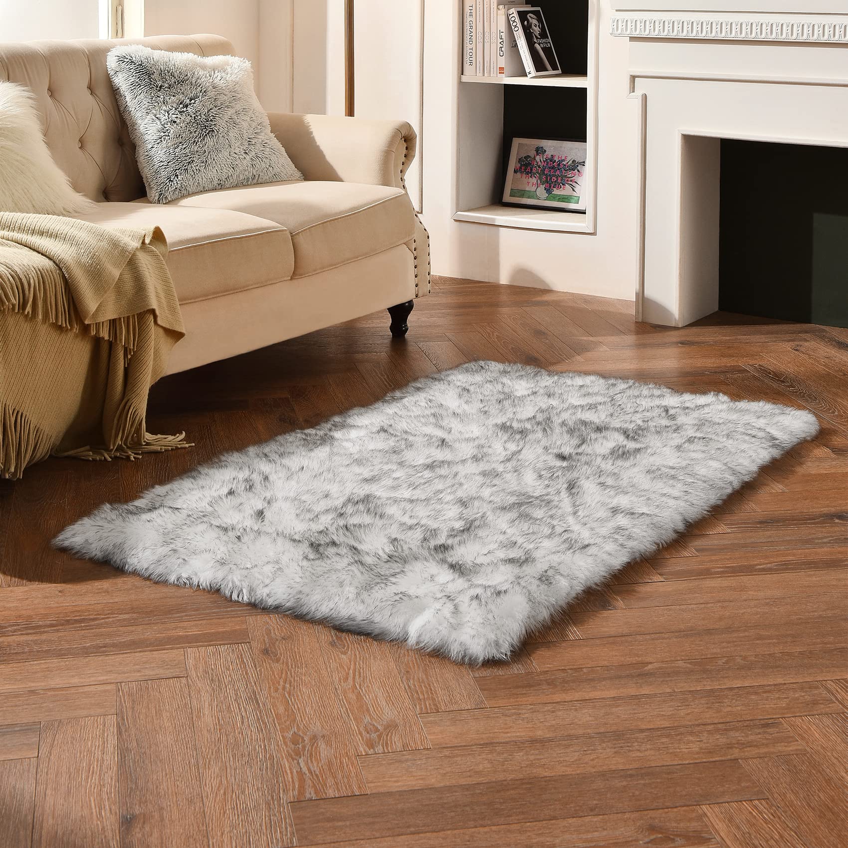 duduta White Black Faux Sheepskin Fur Rug 3x5 ft, Fluffy Carpet Rug