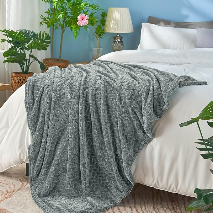 inhand Grey Fleece Twin Blanket, Super Soft Flannel Cozy Blankets for Adults, Lightweight Leaves Pattern Fuzzy Blanket for Couch Sofa Bed Office, Warm Plush Blankets for All Season, 60x90 Inches