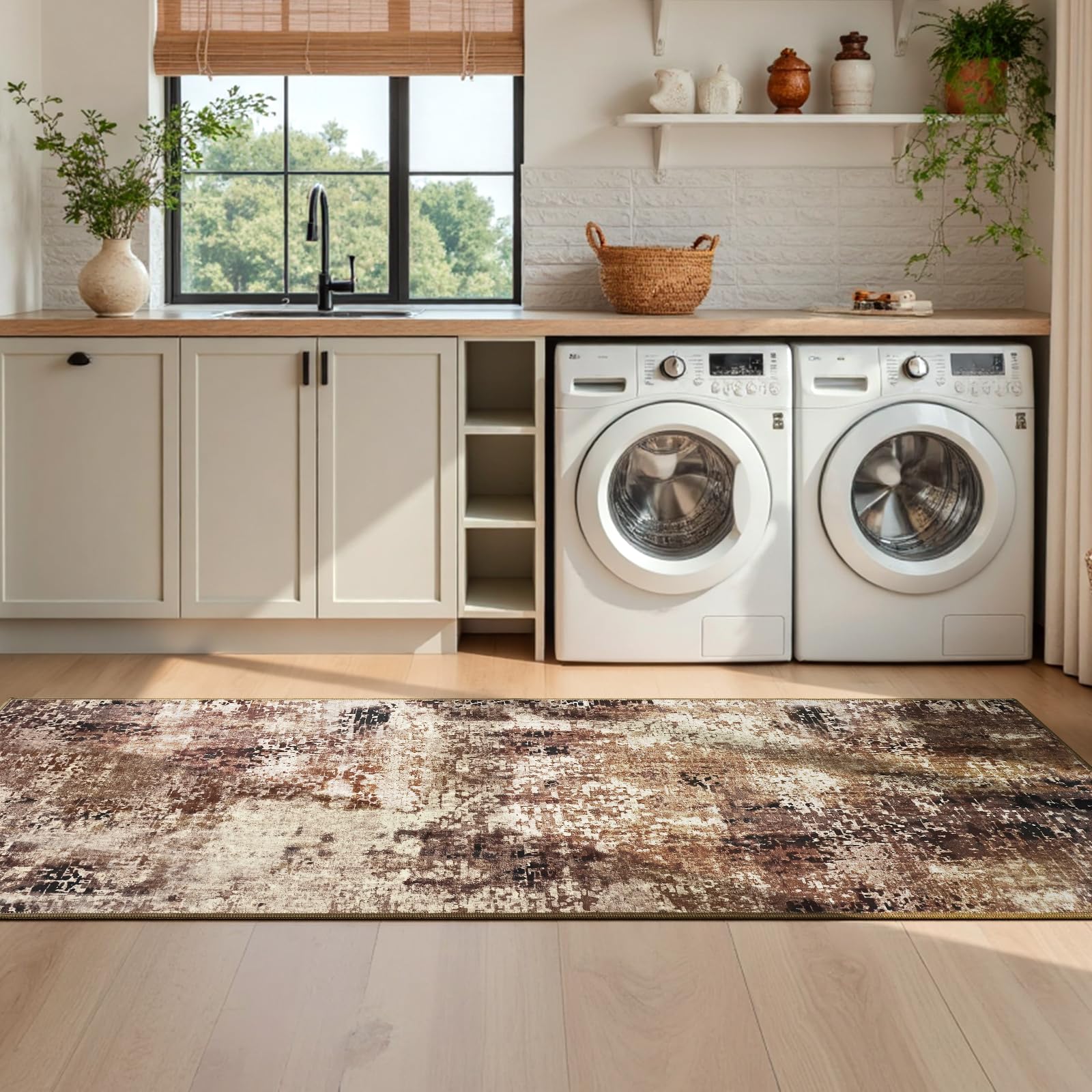 2x6 Brown Rug Runners for Hallways Kitchen Runner Rug Non Slip Washable Coffee Long Runner Rugs with Rubber Backing Soft Abstract Carpet Runner for Bedroom, Kitchen, Bathroom, Entryway