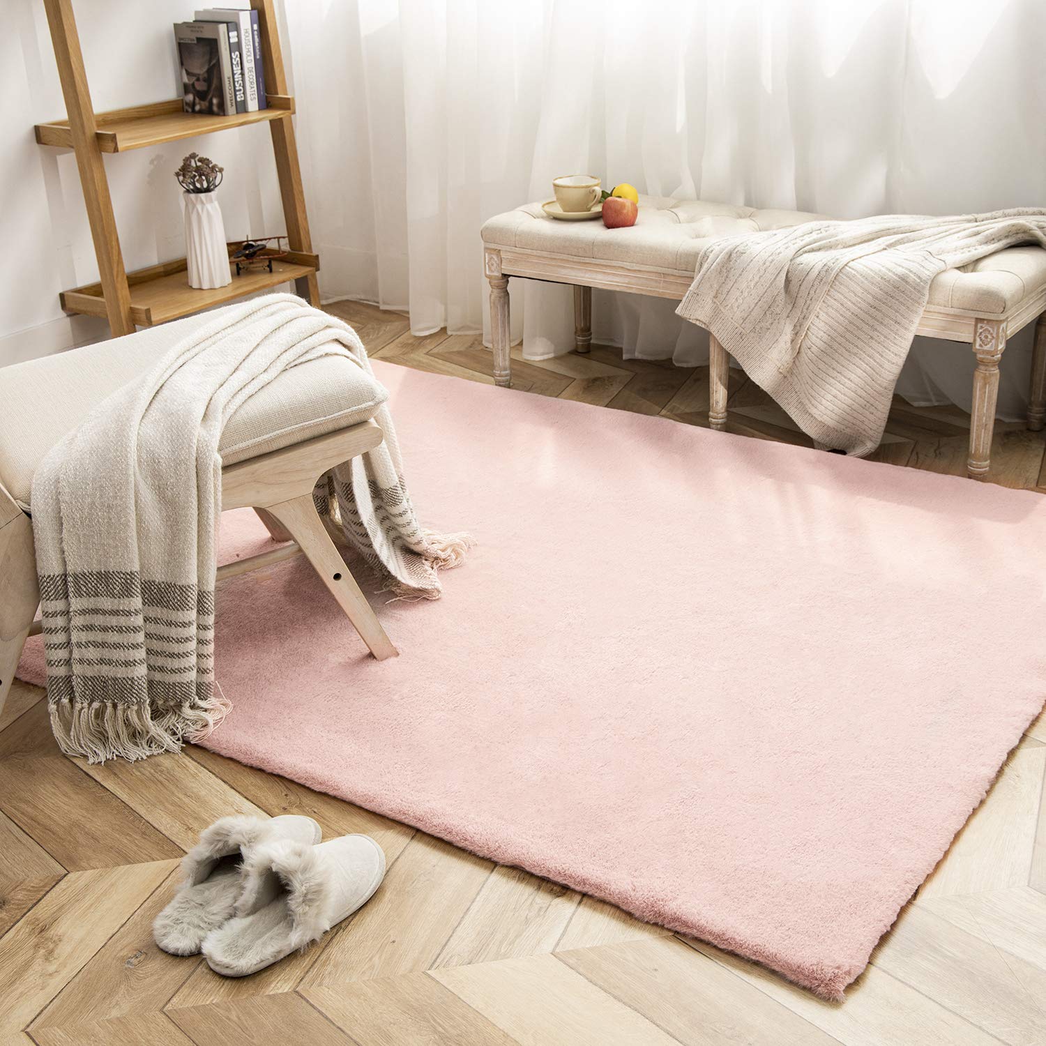 Ashler Faux Fur Rug, Ultra Soft Faux Rabbit Fur, Pink Area Rugs, 5 x 7 Feet Rectangle, Machine Washable Nursery Decor Throw Rugs for Bedroom, Kids Room, Living Room