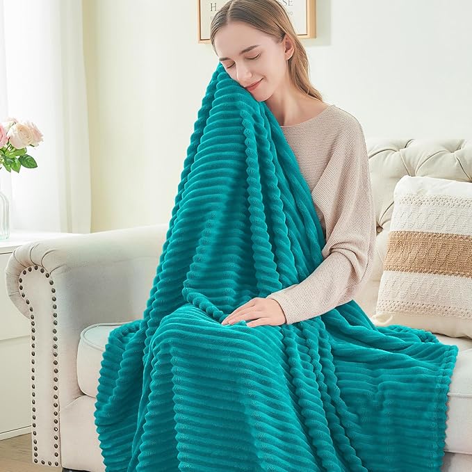 BEDELITE Ribbed Jacquard Ocean Blue Fleece Twin Blanket for Bed, 60x80 Inch