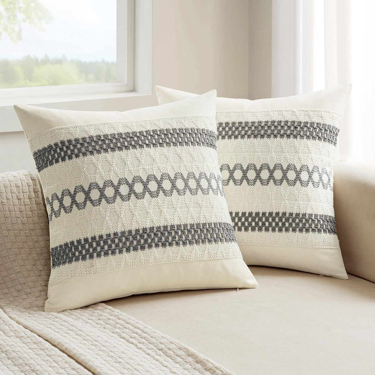 MIULEE Set of 2 Navy Blue Boho Decorative Pillow Covers 18x18 Inch