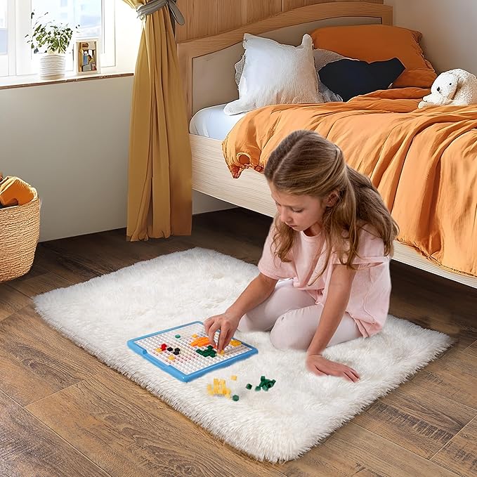 Quntue Small Area Rug, 2x3 Rug for Bedroom Shaggy Throw Rugs for Dorm Rug, Soft Shag Carpet for Kids Room, Plush Comfy Fluffy Bedside Rug for Home Decor Aesthetic, Cream White