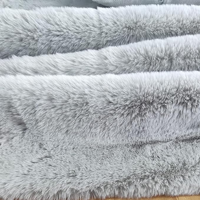Ghouse Faux Rabbit Fur Round Rug 5ft Grey Round Rugs for Bedroom Decor Fluffy Area Rugs for Living Room, no-Shedding Carpet Sheepskin Washable Rug Rome Decor
