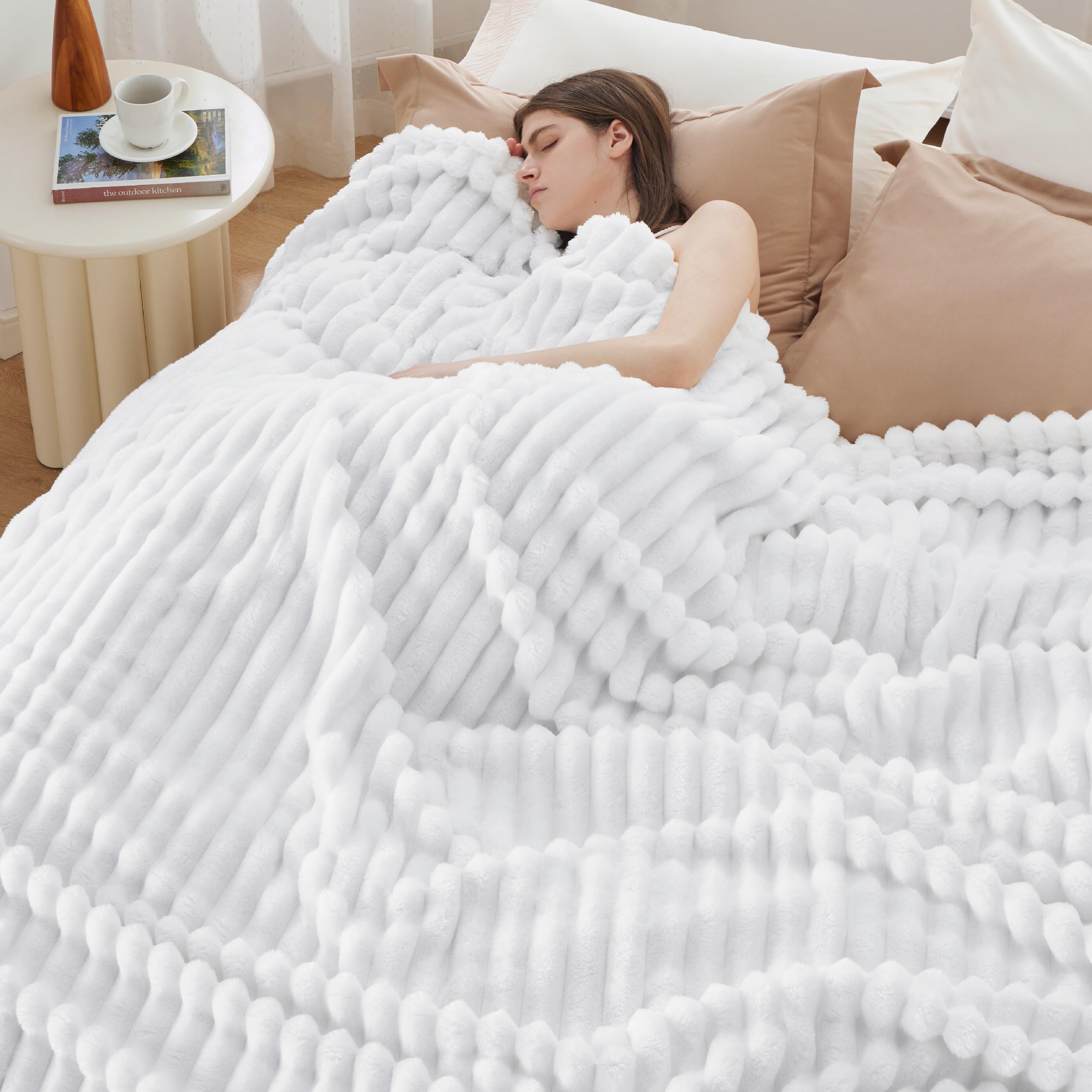 Bedsure Soft Cal King Size Blanket for Bed Bright White 102"x96"