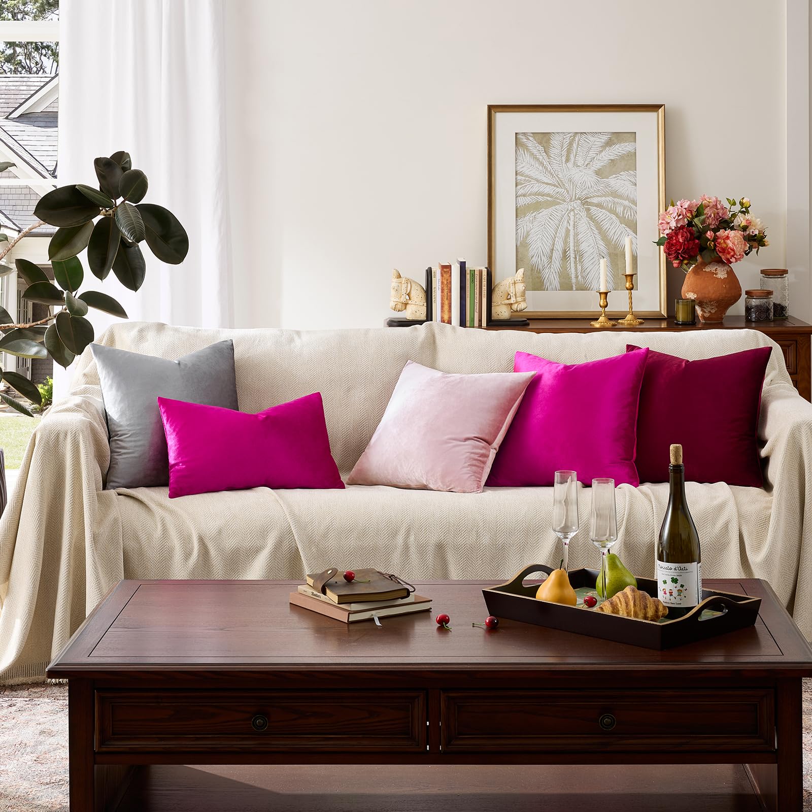 GIGIZAZA Hot Pink Velvet Pillow Covers 18x18 Decorative Pillows Pack of 2