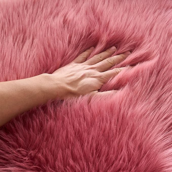 EasyJoy Ultra Soft Fluffy Shaggy Area Rug Faux Fur Rug Chair Cover Seat Pad Fuzzy Area Rug for Bedroom Floor Sofa Living Room (2 x 4 ft Sheepskin, BlushPink)