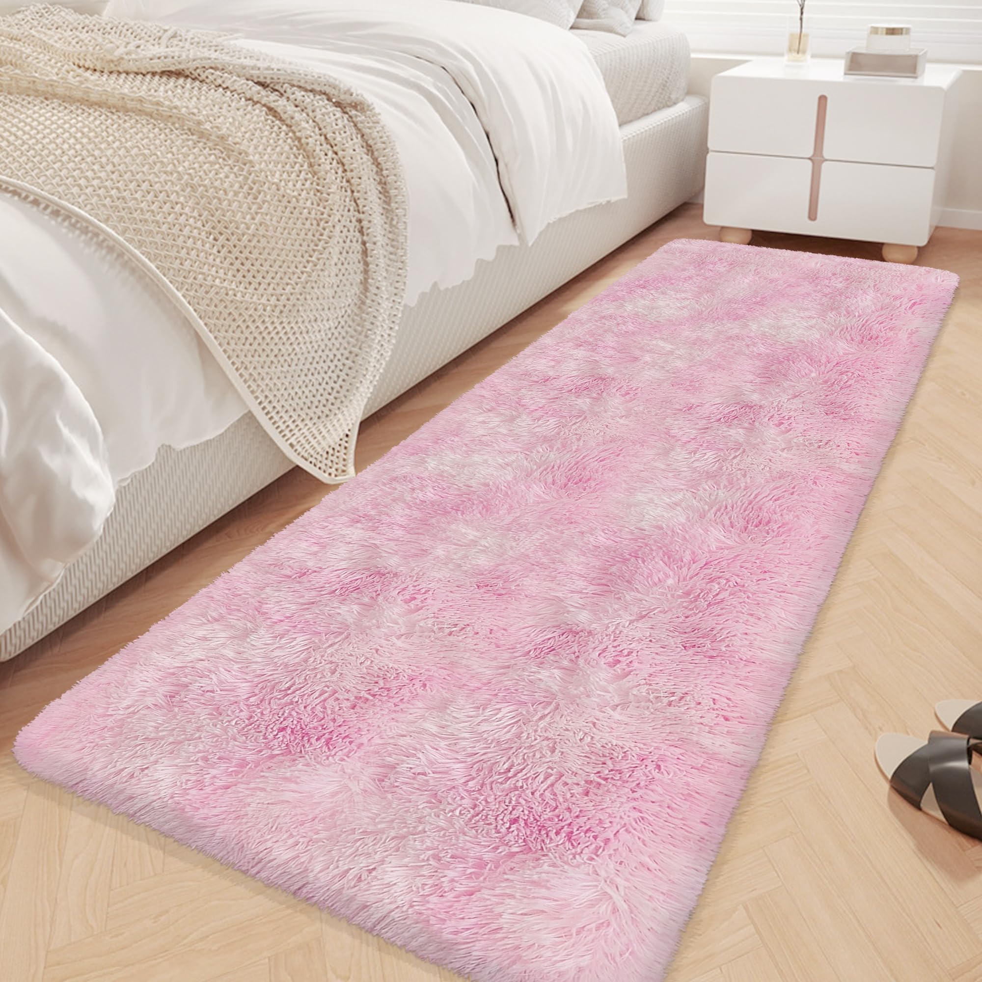 JiaoBaba Super Soft Fluffy Living Room Area Rug 2x6 ft Tie-Dyed Light Pink Shaggy Furry Carpet Washable Non-Slip Floor Rugs Bedroom Bedside Nursery Kawaii Rug Fuzzy Girls Dorm Home Decor Aesthetic