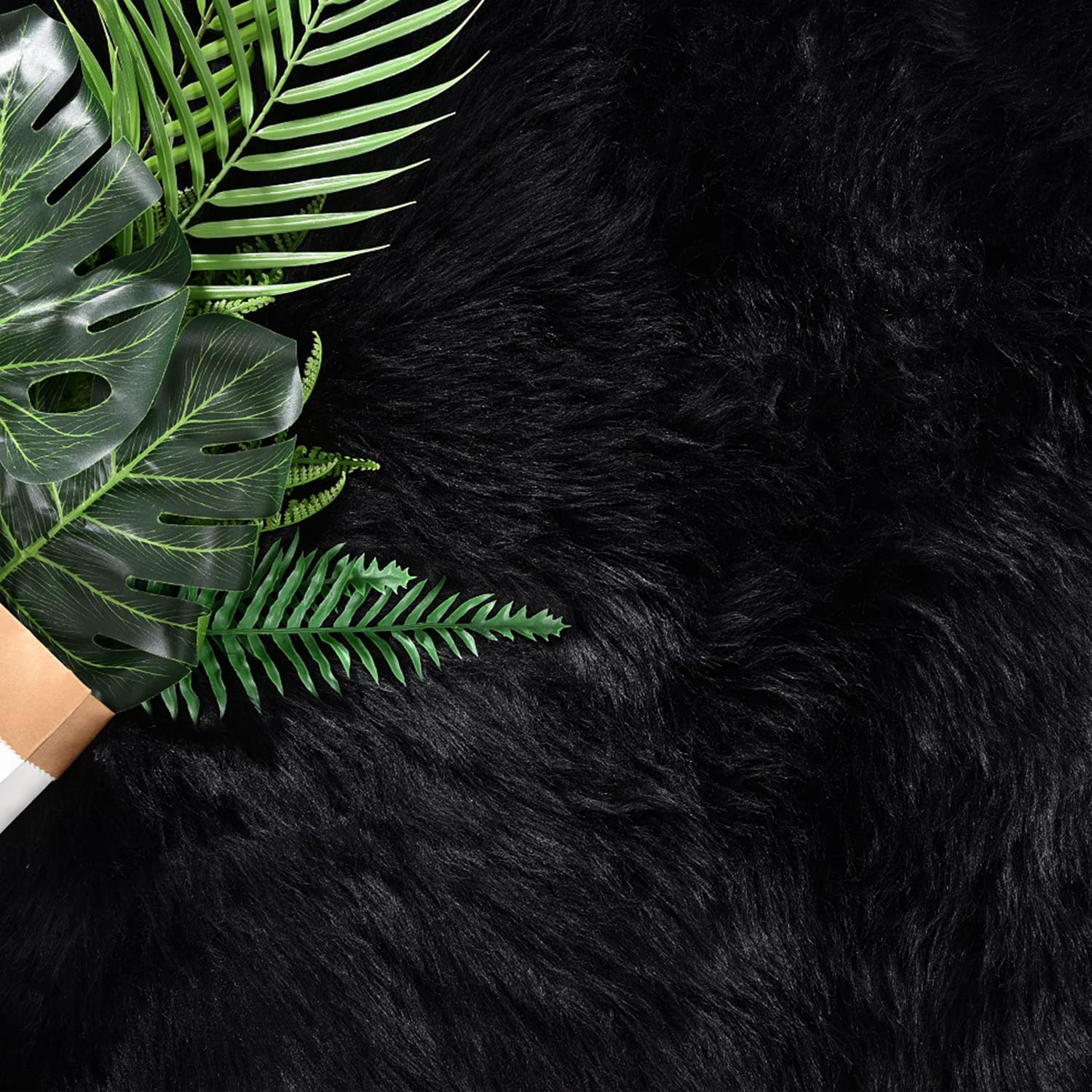 Latepis Black Rug for Living Room Faux Fur 5x6.7 Fluffy Rug Washable Sheepskin Rugs for Bedroom Bedside Dorm Luxury Home Décor, Rectangle