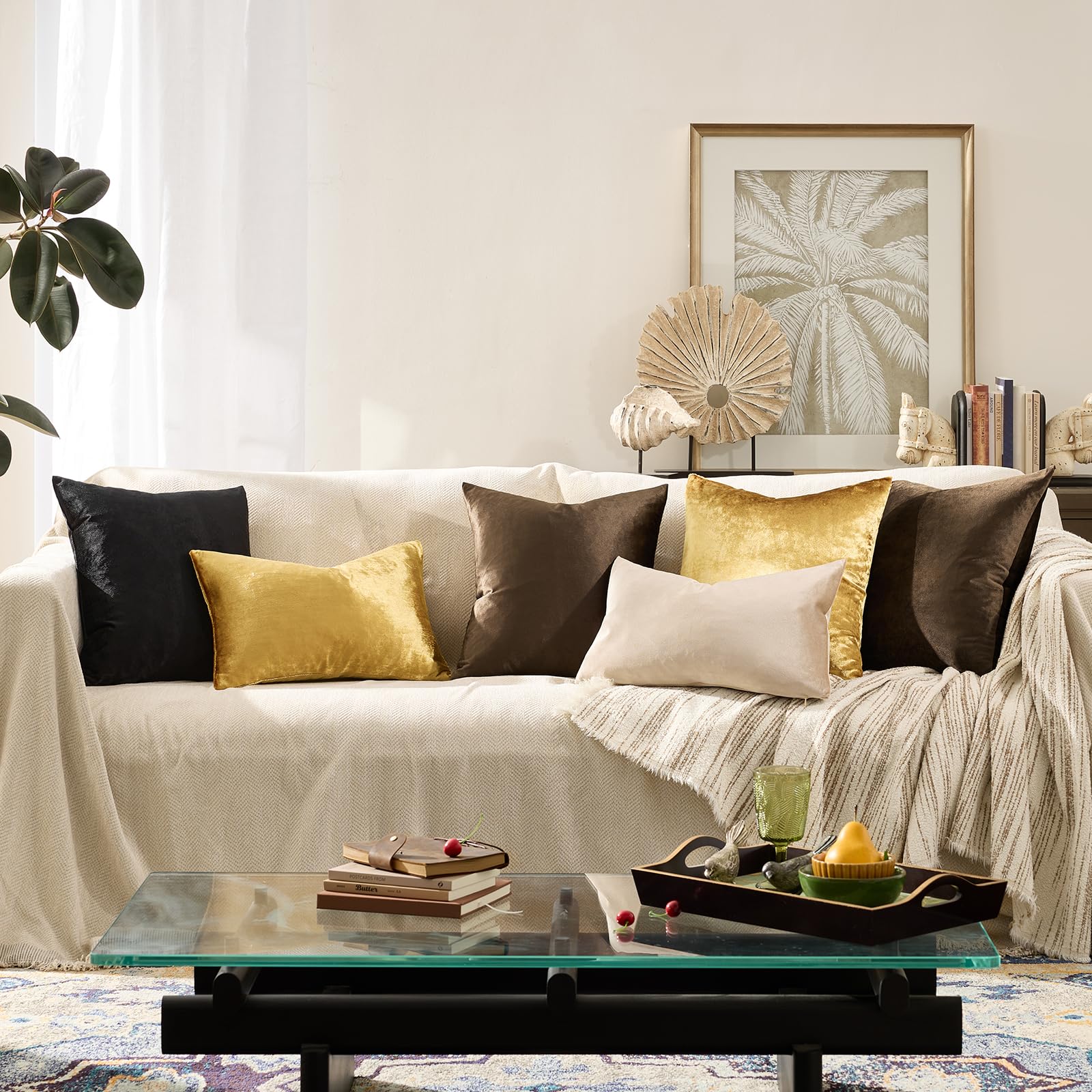GIGIZAZA Brown Velvet Pillow Covers 16x16 Decorative Pillows Pack of 2