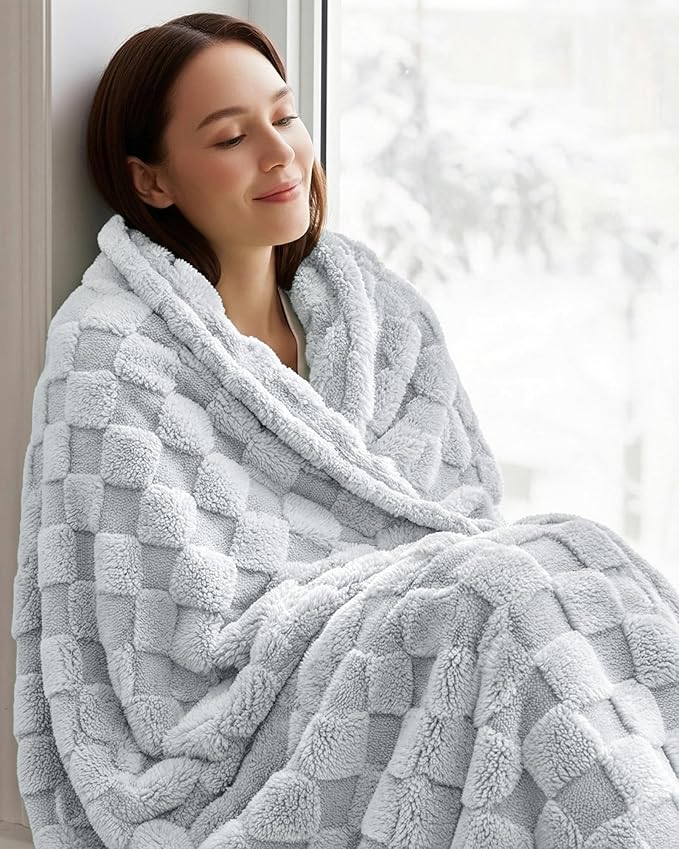 Utopia Bedding Cool Grey Checkered Fleece Queen Blanket for Couch or Bed, Soft Plush Cozy Blanket for Women and Men, Ultra Comfy Travel-Friendly Bed Throws for Relaxation, 90x90 Inches