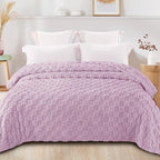 Exclusivo Mezcla King Size Flannel Fleece Blanket, Super Soft and Warm Lightweight Checkered Pattern Blanket for All Seasons, 90x104 Inches, Light Purple