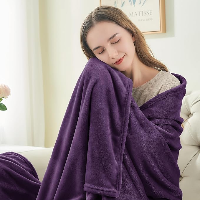 BEDELITE Fleece Blanket King Size Blankets for Bed, Luxury Plush Cozy Fuzzy Blanket 108x90 inches, Super Soft Warm Lightweight Throw Blanket All Seasons Suitable, Purple