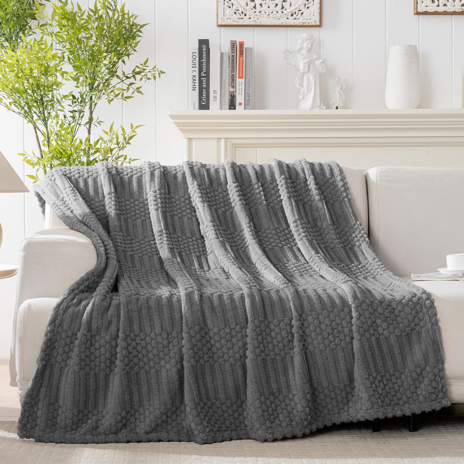 Grey Throw Blanket - Soft & Fluffy Fleece, Cute & Aesthetic, Perfect for Sofa, Couch, Chair, Bed, Living Room & Bedroom, All-Season Use, Plush & Cozy Decorative Blanket 50x60