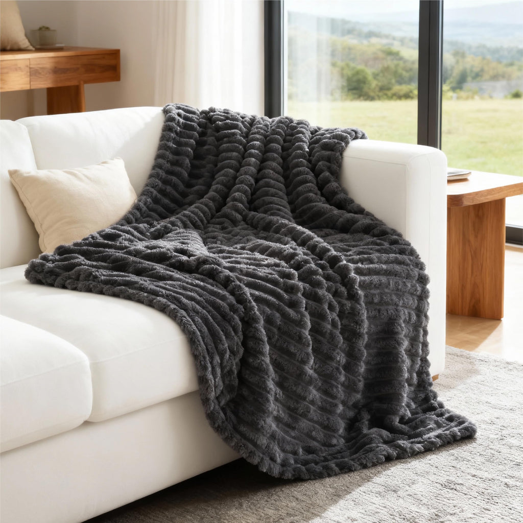 Bedsure Soft Grey Throw Blanket for Couch Decor Gifts 50"x60"