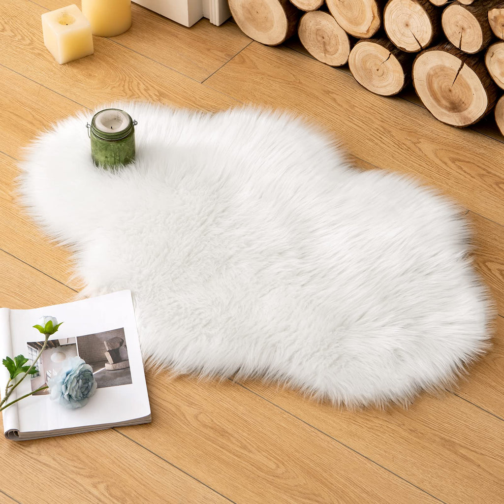 MIULEE Fluffy Area Rug 2'x3' Cloud Faux Fur Sheepskin Rug for Bedroom White