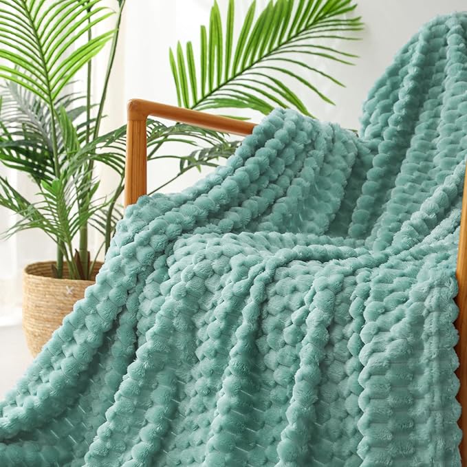 Exclusivo Mezcla 3D Fleece Twin Size Blanket for Bed, Celadon