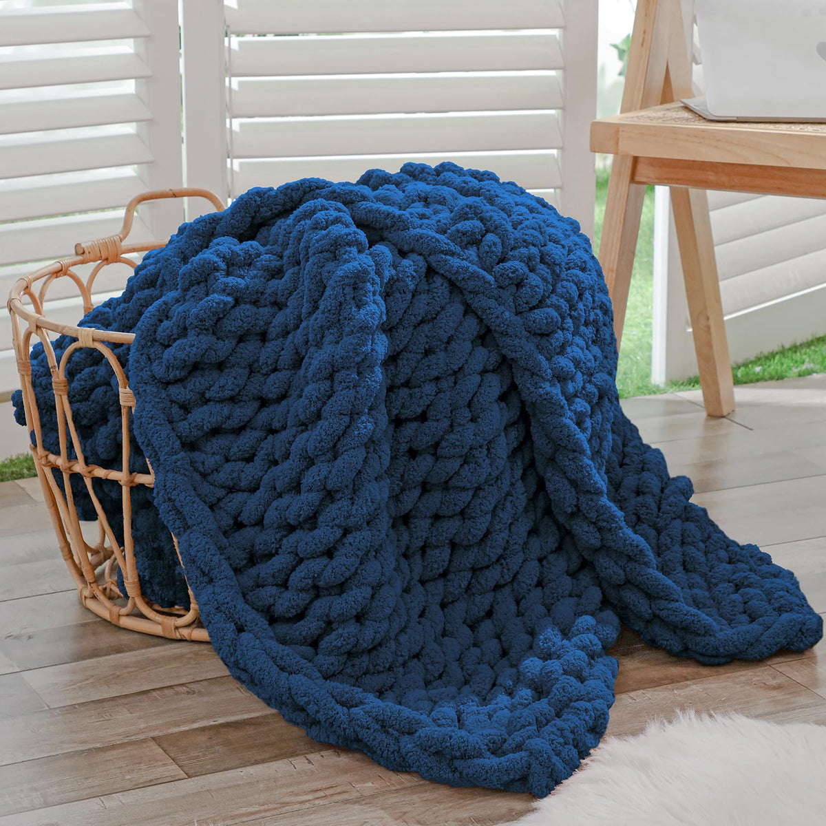 Bigacogo Chunky Knit Throw Blanket for Couch, 40x60 inches, Light Grey