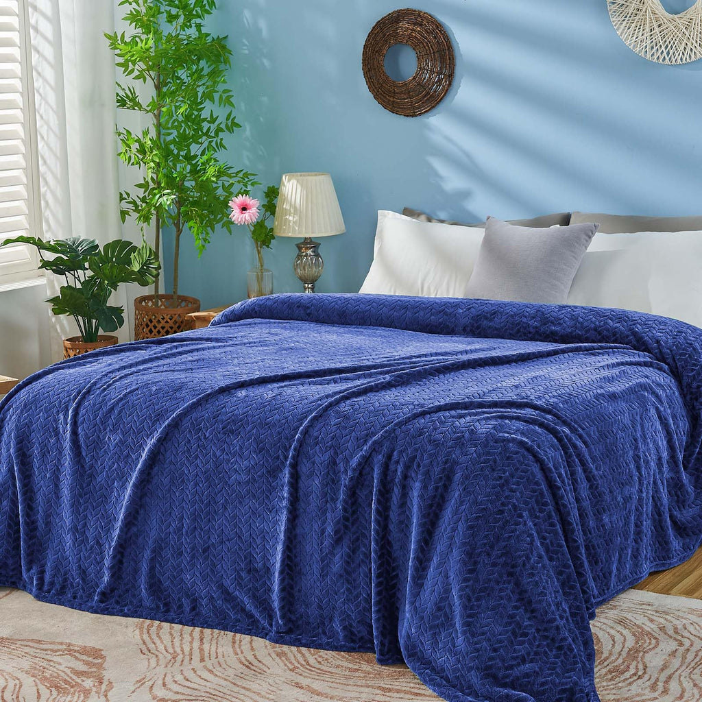 inhand Navy Fleece Twin Blanket, Super Soft Flannel Cozy Blankets for Adults, Lightweight Leaves Pattern Fuzzy Blanket for Couch Sofa Bed Office, Warm Plush Blankets for All Season, 60x90 Inches
