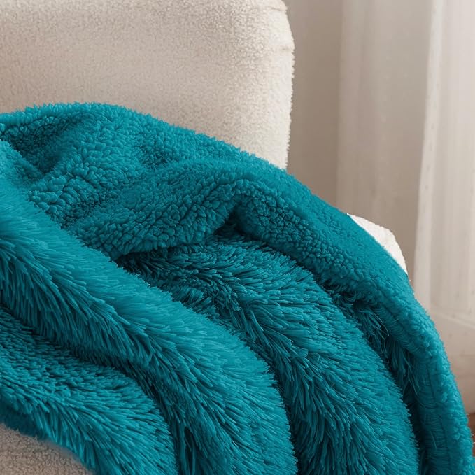 Bedsure GentleSoft Fuzzy Sherpa Faux Fur Twin Blanket Teal Cozy Gifts for Women Men, Soft Fleece Plush Warm Thick Blanket Twin Size for Bed, Couch, Room Dorm Essentials Teal Decor Gifts, 60x80