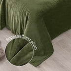 Exclusivo Mezcla Fleece Throw XL Blanket for Couch, Sofa, Super Soft and Warm Olive Green Blankets, All Season, Cozy, Plush, Lightweight, 50x70 Inches