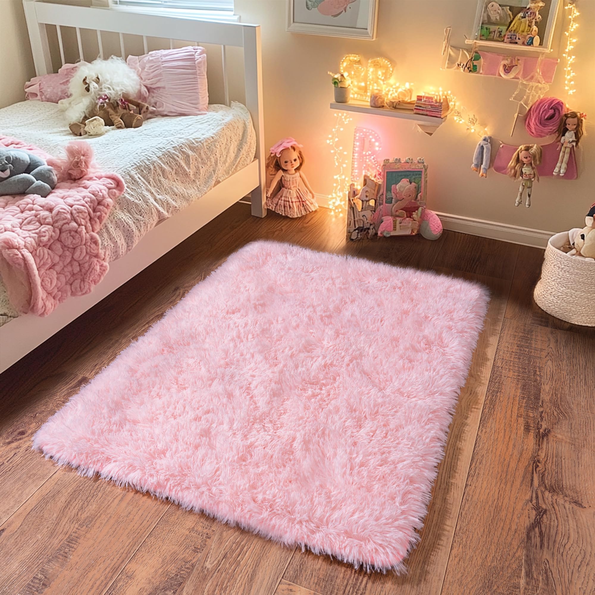 Quntue Small Area Rug, 2x3 Pink Rug for Bedroom Shaggy Throw Rugs for Girls Room, Soft Carpet for Kids Room, Plush Non-Slip Fluffy Bedside Rug for Living Room Nursery Dorm Home Decor