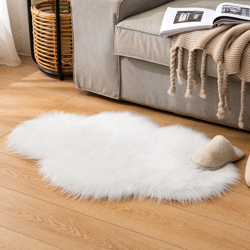 MIULEE Fluffy Area Rug 2'x3' Cloud Faux Fur Sheepskin Rug for Bedroom White
