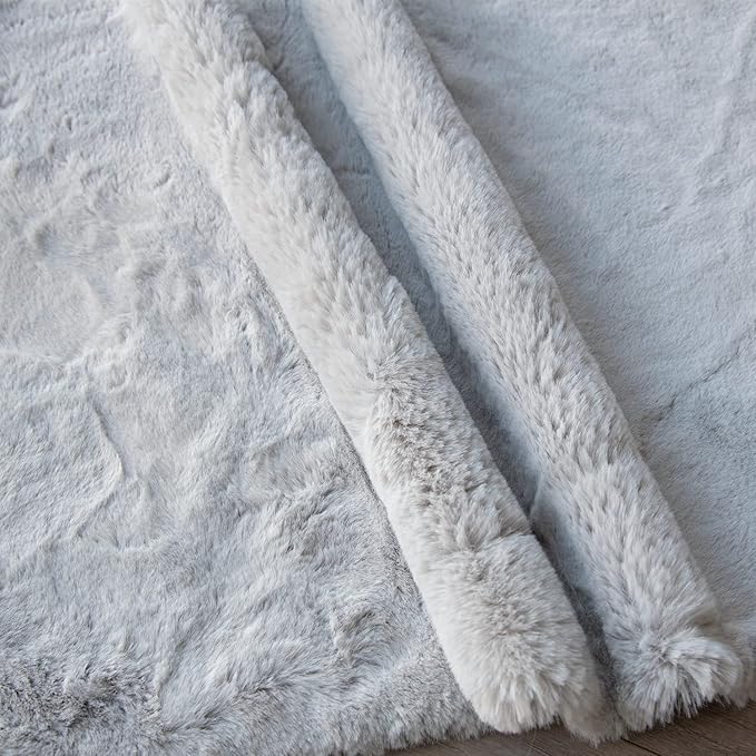 ORINOVA Faux Fuzzy Machine Washable Bunny Fur Area Rugs for Living Room Grey Fluffy Rug for Bedroom Sheepskin Rug 4x6 Rectangle Nursery