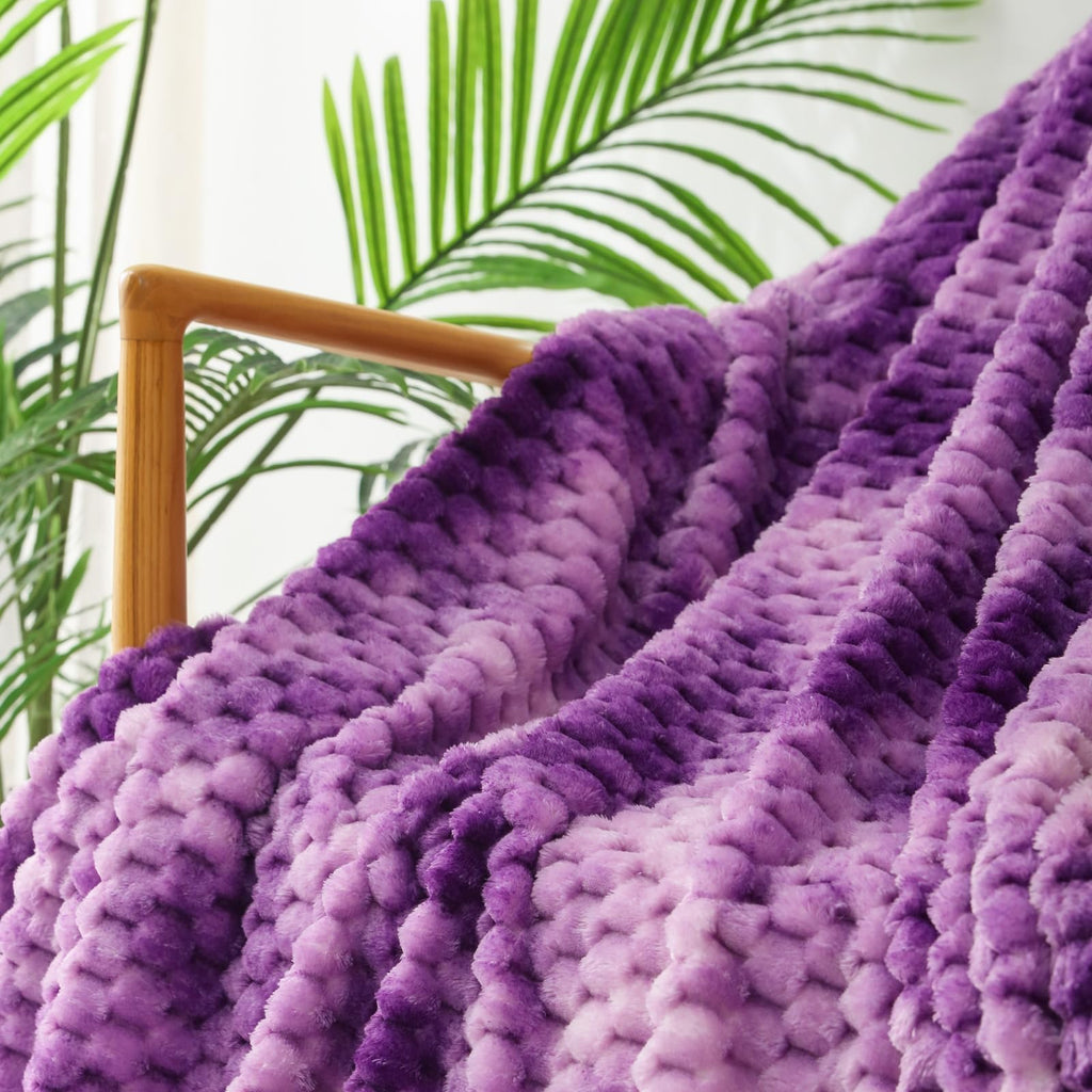 Exclusivo Mezcla Large 3D Fleece Throw Blanket for Couch, Tie-dye Purple