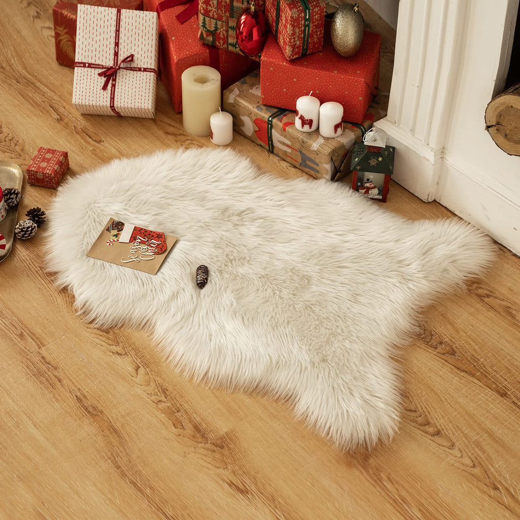 MIULEE Fluffy Area Rug 2x3 ft Faux Fur Sheepskin Rug for Bedroom White