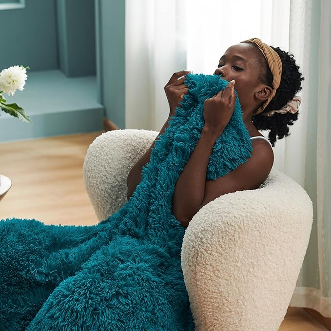 Bedsure GentleSoft Fuzzy Sherpa Faux Fur Twin Blanket Teal Cozy Gifts for Women Men, Soft Fleece Plush Warm Thick Blanket Twin Size for Bed, Couch, Room Dorm Essentials Teal Decor Gifts, 60x80