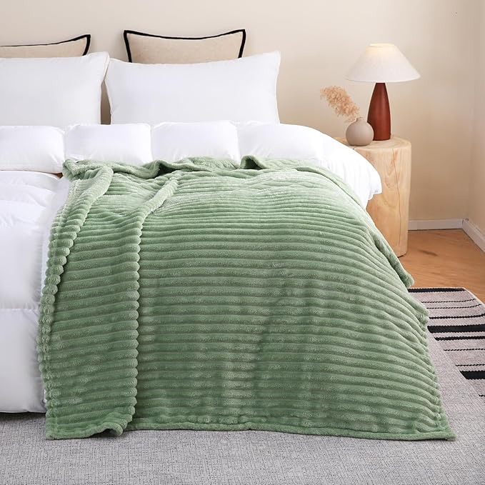 Linecooo Sage Green Fleece Throw Blanket 60”×80” for Couch Sofa Livingroom