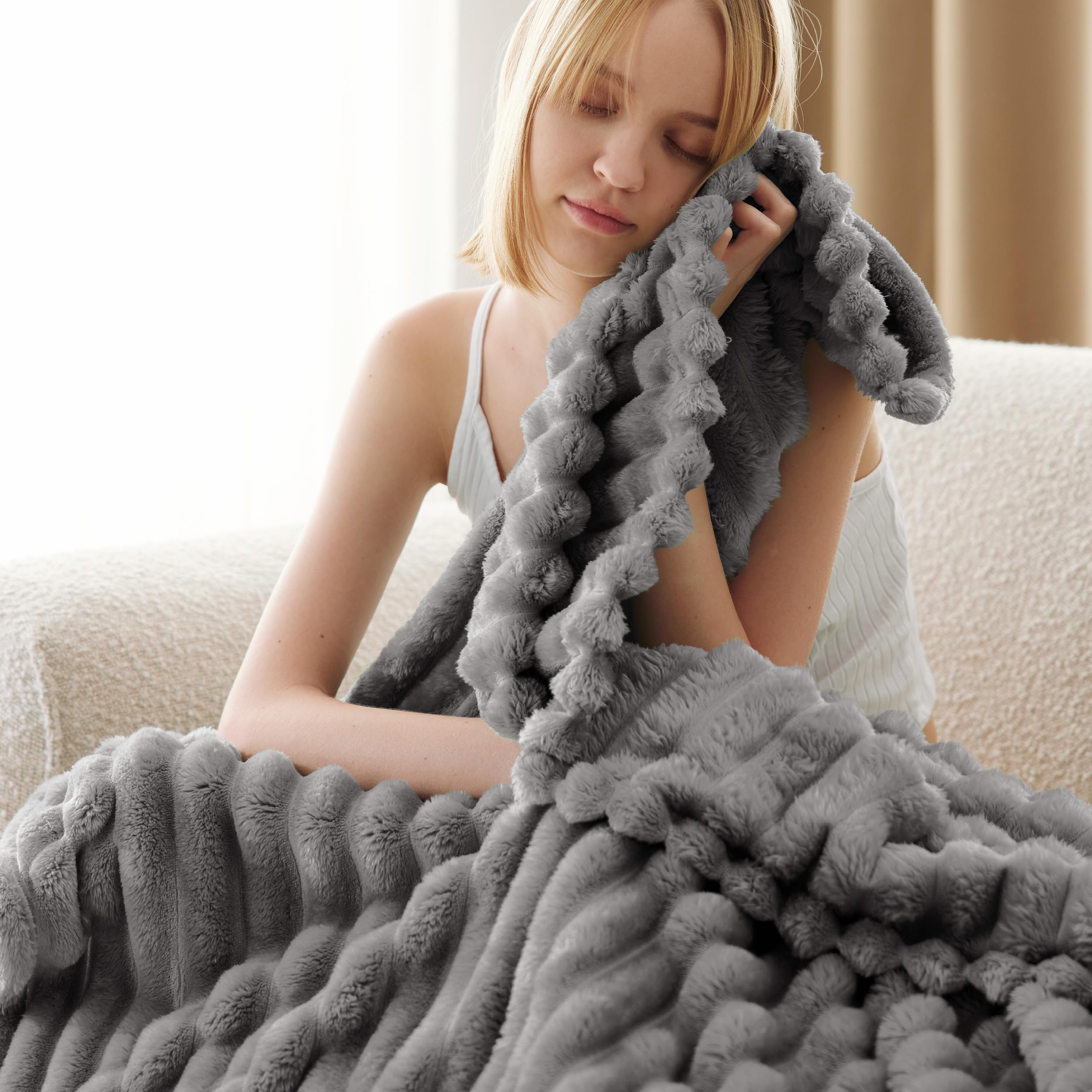 Bedsure Soft Twin XL Blanket for Bed Dorm Frost Gray 66"x90"