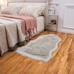 EasyJoy Ultra Soft Fluffy Shaggy Area Rug Faux Fur Rug Chair Cover Seat Pad Fuzzy Area Rug for Bedroom Floor Sofa Living Room (2 x 4 ft Sheepskin, Light Grey)