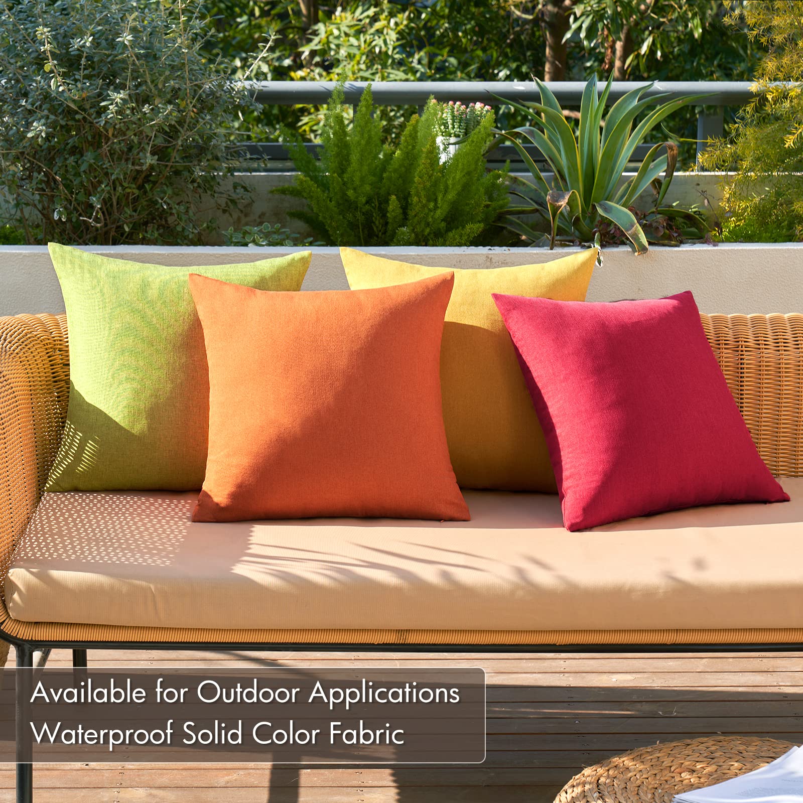 MIULEE Pack of 4 Decorative Outdoor Throw Pillow Covers Linen Waterproof Pillow Covers Summer Farmhouse Cushion Cases for Patio Garden Tent Balcony Couch Sofa 18x18 Inch Red/Green