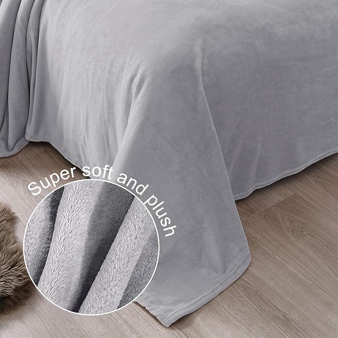 Exclusivo Mezcla Fleece Light Grey Throw Blanket for Couch, Sofa, Super Soft and Warm Blankets, All Season, Cozy, Plush, Lightweight, 50x60 Inches