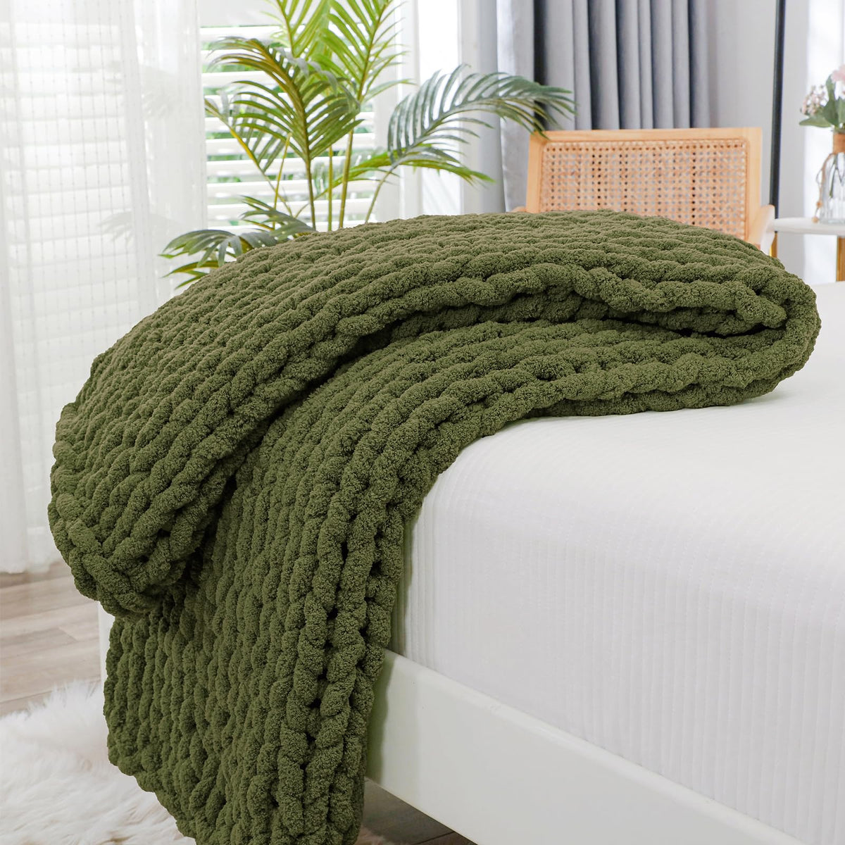Bigacogo Chunky Knit Throw Blanket for Couch, 40x60 inches, Light Grey