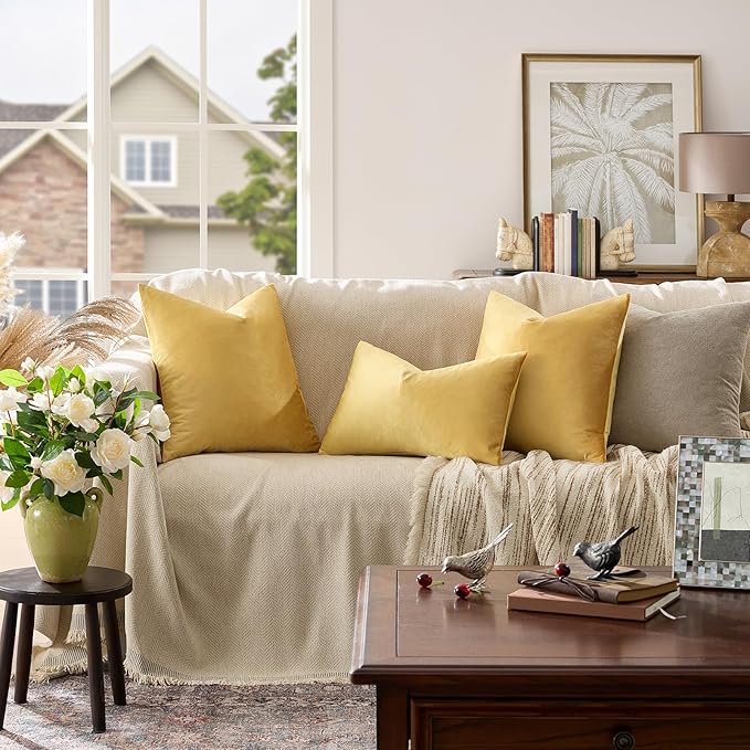 GIGIZAZA Yellow Velvet Pillow Covers 20x20 Decorative Pillows Pack of 2