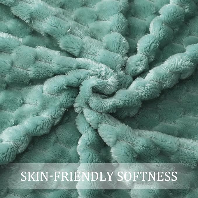 Exclusivo Mezcla 3D Fleece Twin Size Blanket for Bed, Celadon