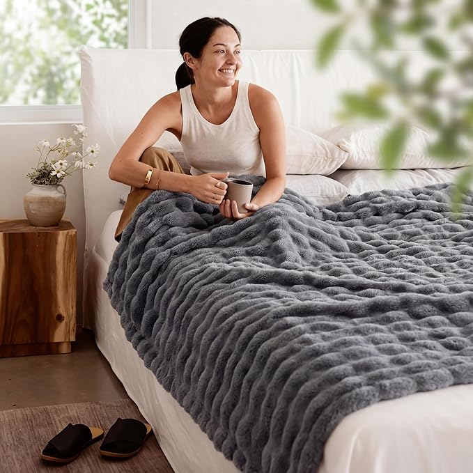 Bedsure 3D Fleece Bubble Blanket - GentleSoft Grey Queen Blanket for Bed Sofa Room Decor - Luxury Soft Cozy Gifts for Kids, Lightweight, All Seasons, Grey, 90"×90"
